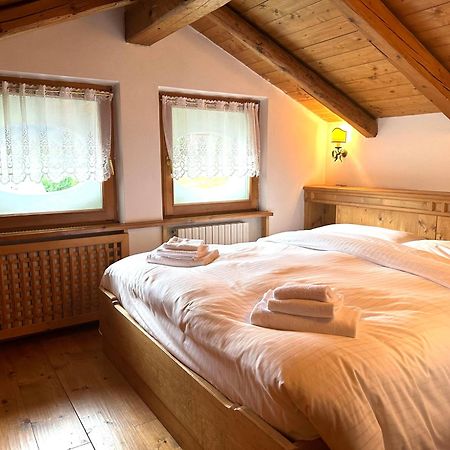 Appartamento Ampezzano Con Ampia Balconata San Vito di Cadore Ngoại thất bức ảnh